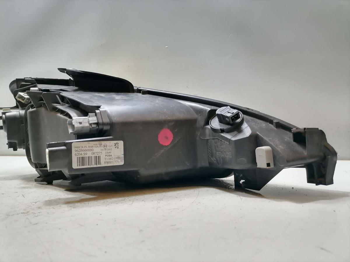 Peugeot 206 original Scheinwerfer vorn links Halogen Bj.2003